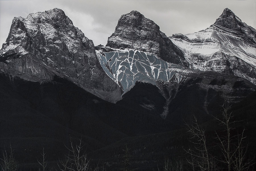 https://owa.mirunadragan.com/files/gimgs/th-12_Dragan11_TheMountainsAreMirrors6-web.jpg